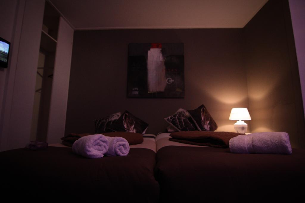 Het Wapen Van Pernis Hostel Ngoại thất bức ảnh