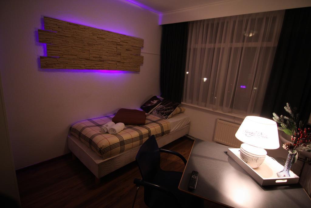 Het Wapen Van Pernis Hostel Ngoại thất bức ảnh