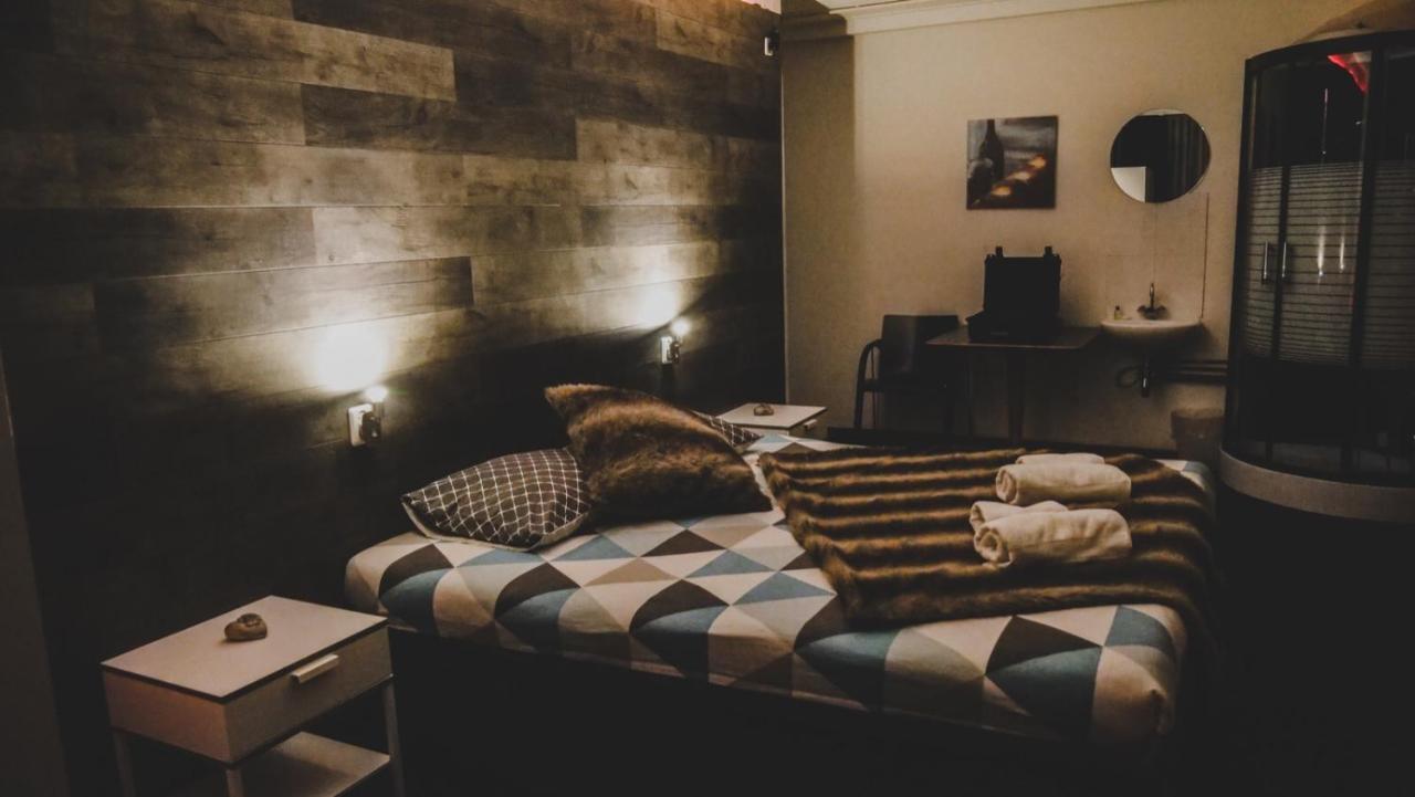 Het Wapen Van Pernis Hostel Ngoại thất bức ảnh